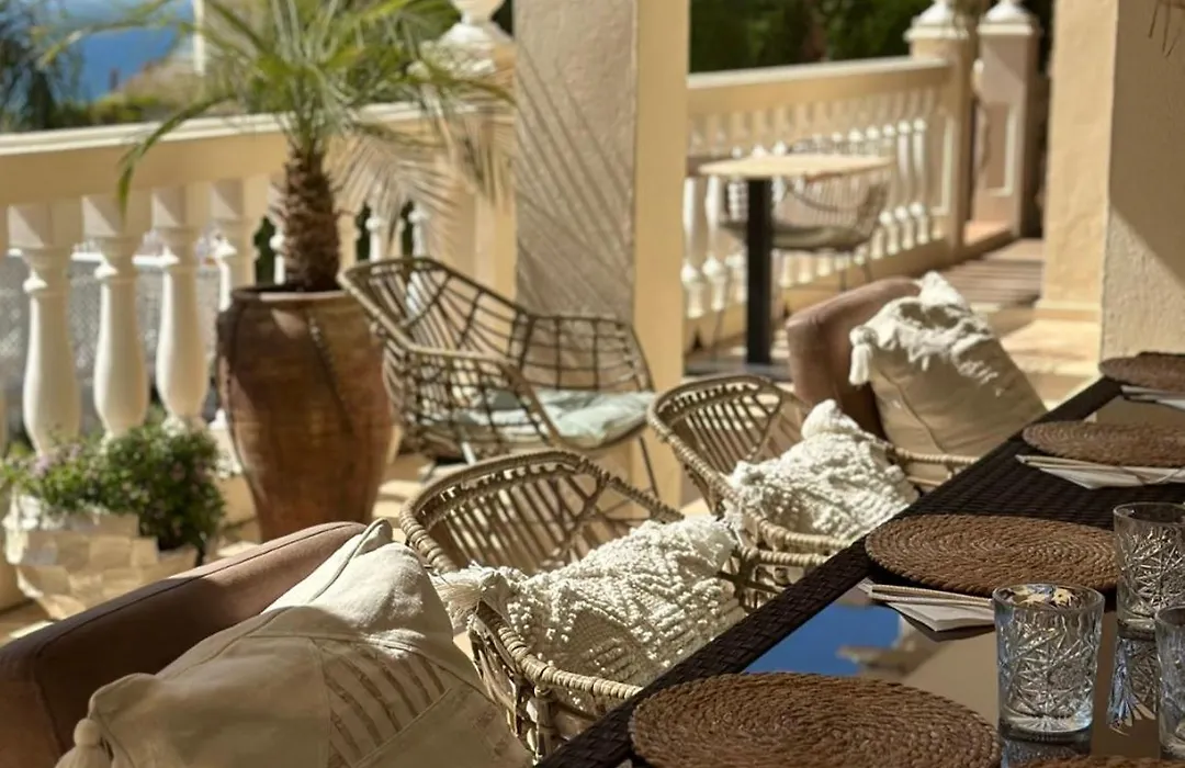 Luxury B&B Villa Tauro-1