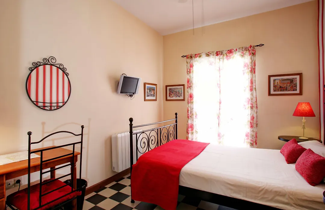 Málaga Lodge Guesthouse-1